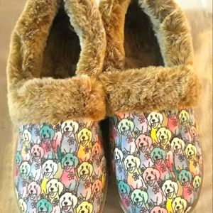 Bobs from Skechers fuzzy slippers - Size 7.5